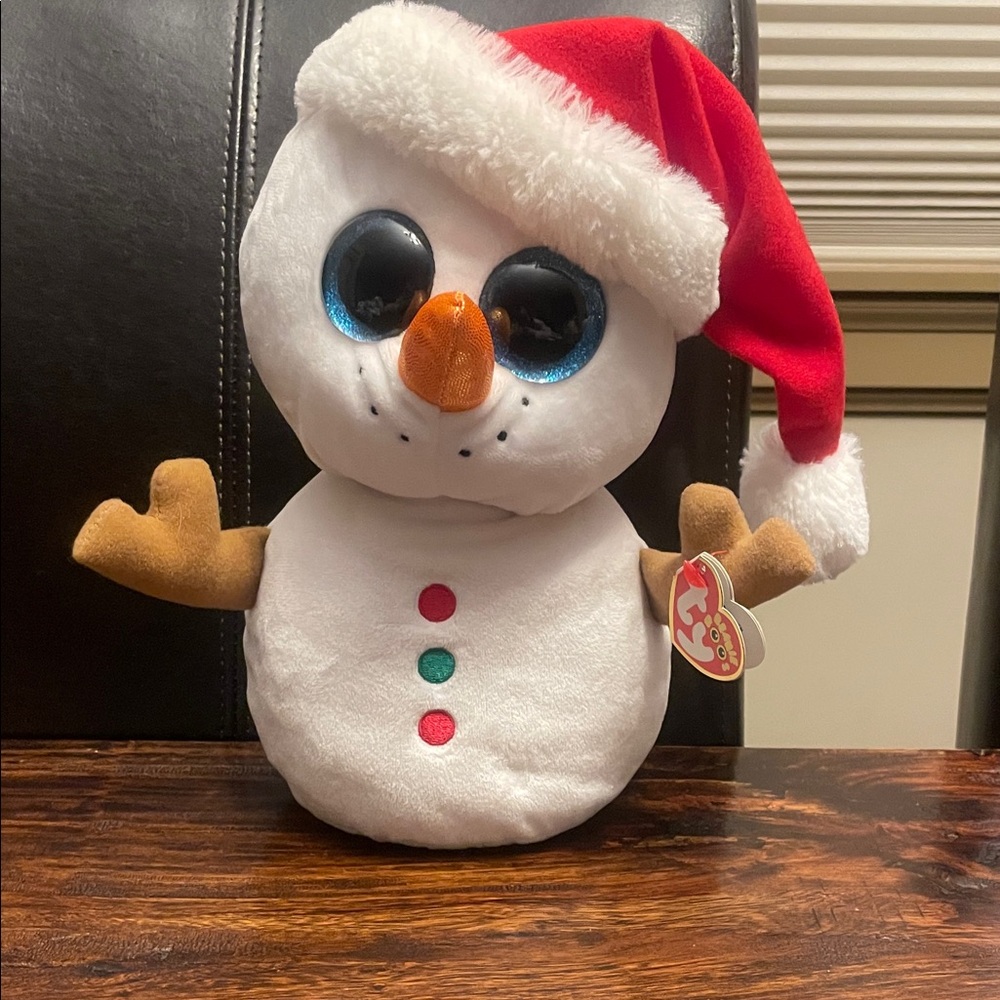 NWT: TY Beanie Boo “Scoop” Christmas Snowman